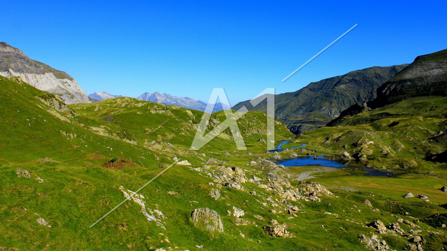 Cirque de Troumouse & Lac des Aires