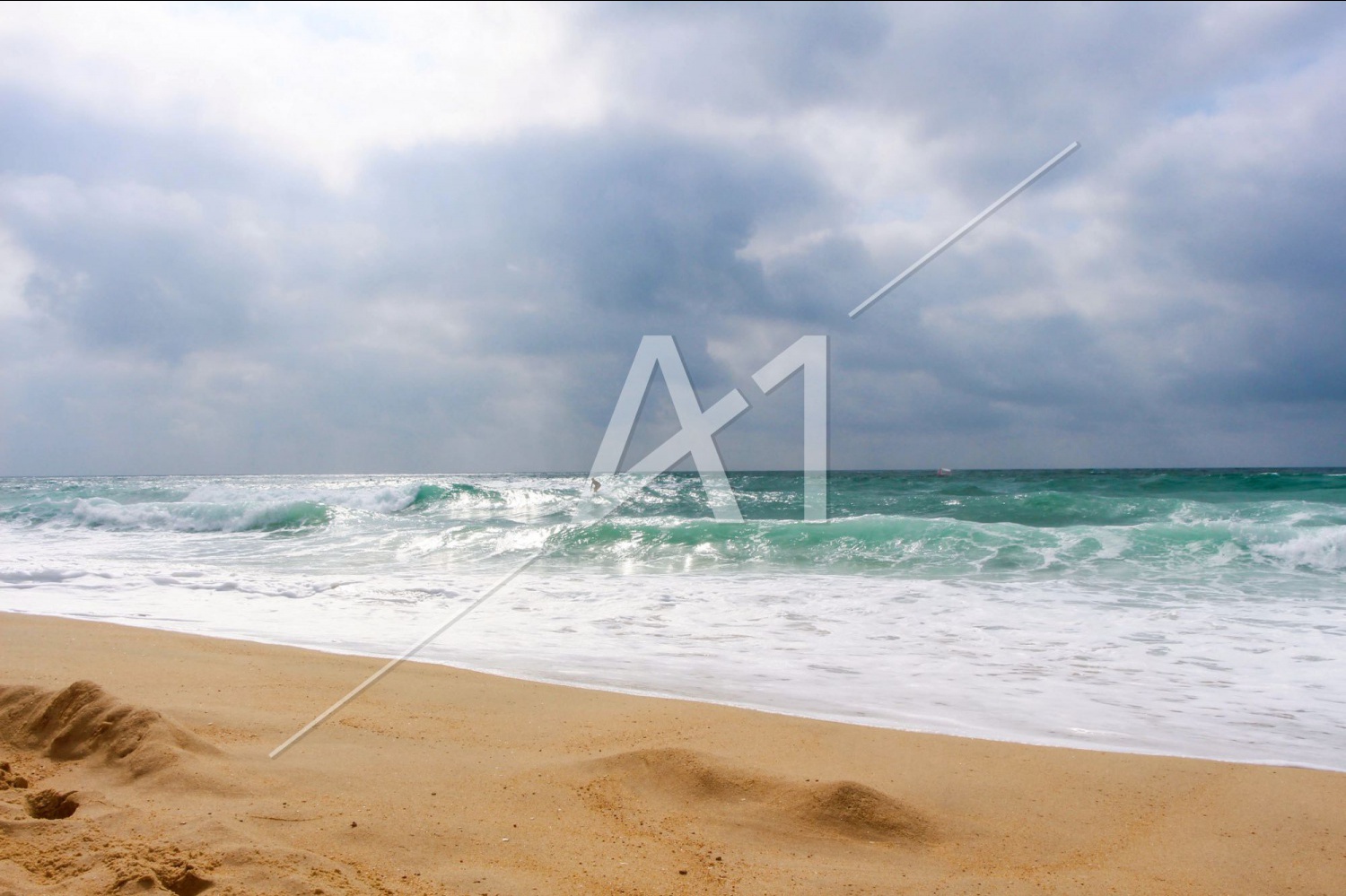 Surfeur sur le plage d’Hossegor - Landes