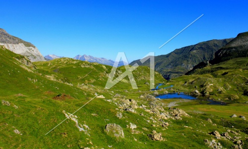 Cirque de Troumouse & Lac des Aires